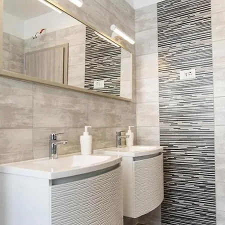 Apartment Roma - With Terrace *