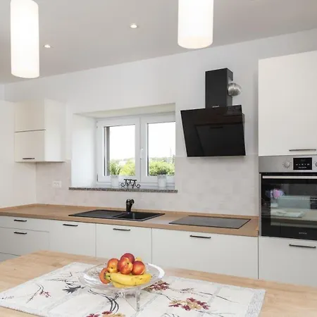 Roma - With Terrace Apartment *
