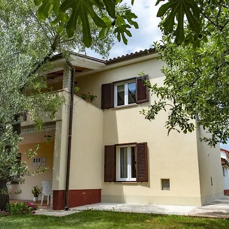 Roma - With Terrace Apartment *